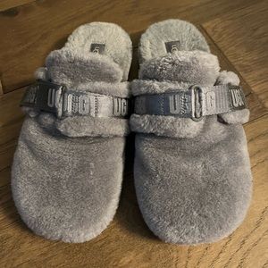 Mens Ugg Fluff it slippers - size 11 (worn once)